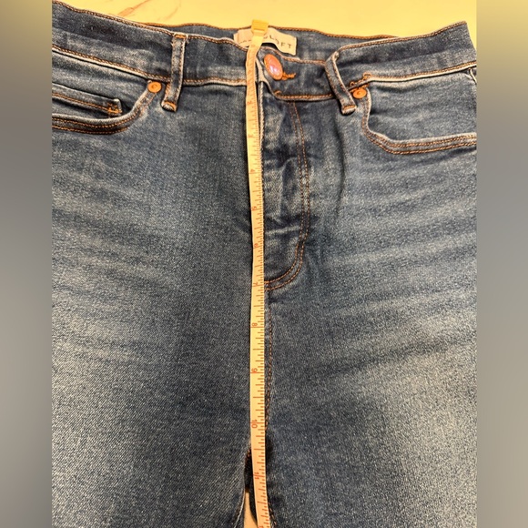 🌸Women’s mid rise LOFT stretch skinny jeans size 4 🌸 - Picture 3 of 7
